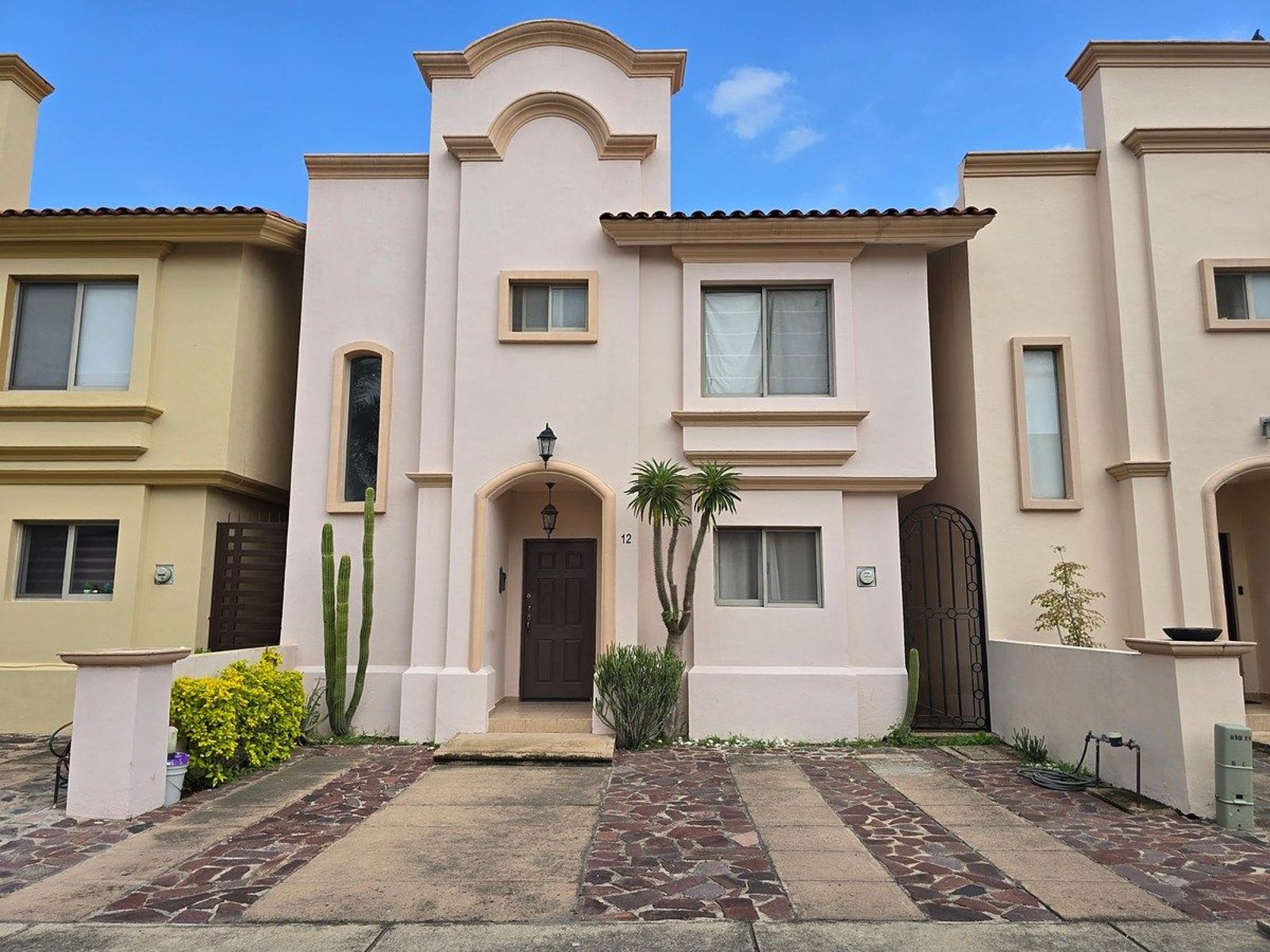 Casa en Venta en Villa California (1/10)