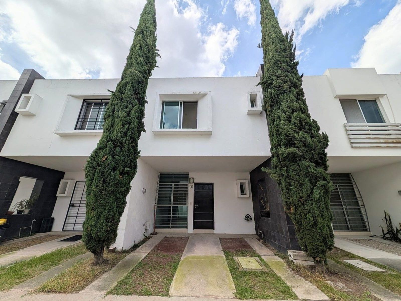 Casa en Renta en Coto Cipres – Zona Natura (1/10)