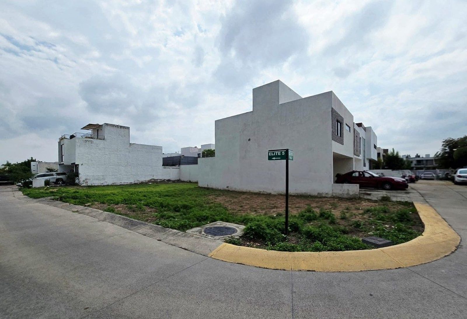 Terreno en Esquina en Venta 197 m2 - Residencial Elite en Solares (1/10)
