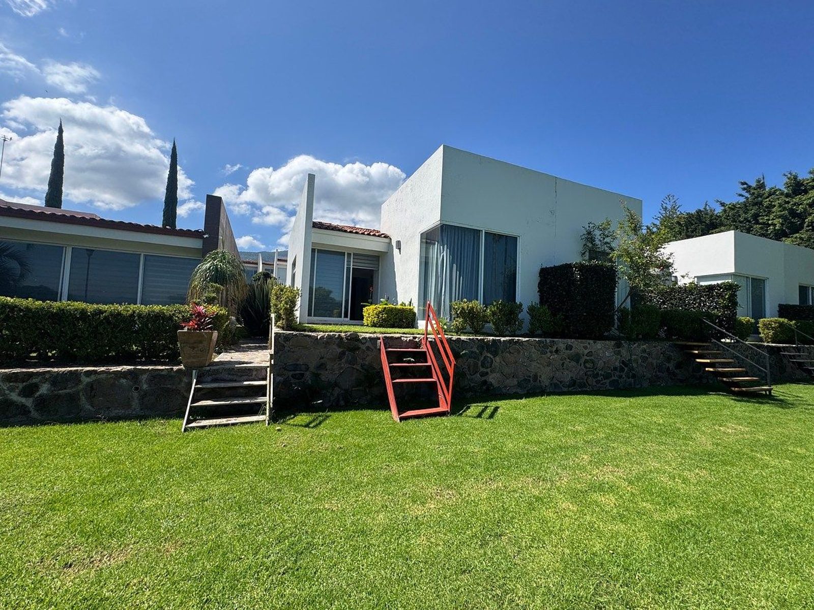 Hermosa casa frente al lago de Chapala (1/10)