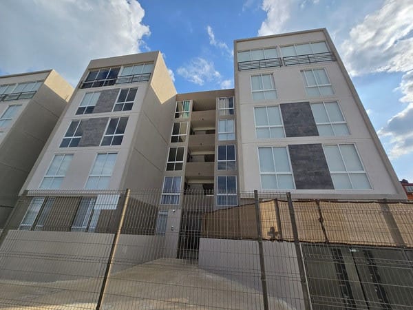 Departamento Nuevo en Renta en Altosur (1/6)