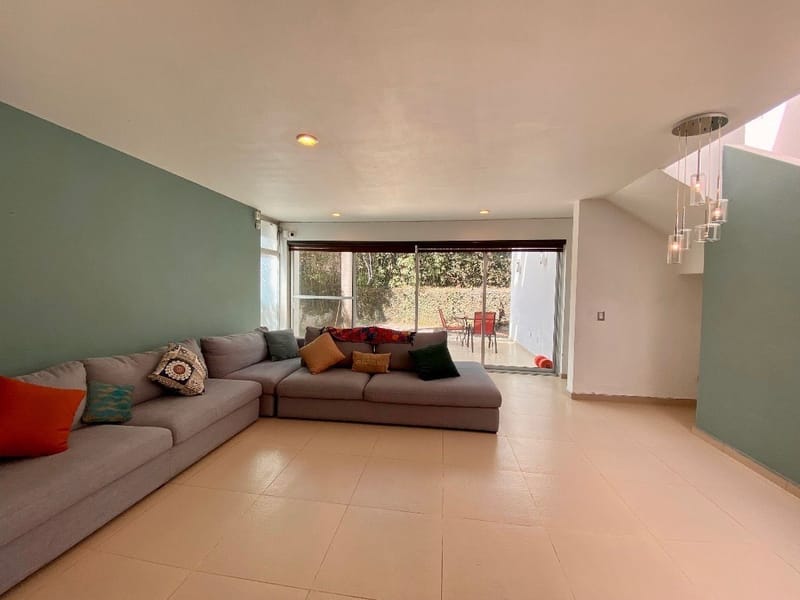 Casa en Renta/Venta con recámara en PB en Colinas de Santa Anita