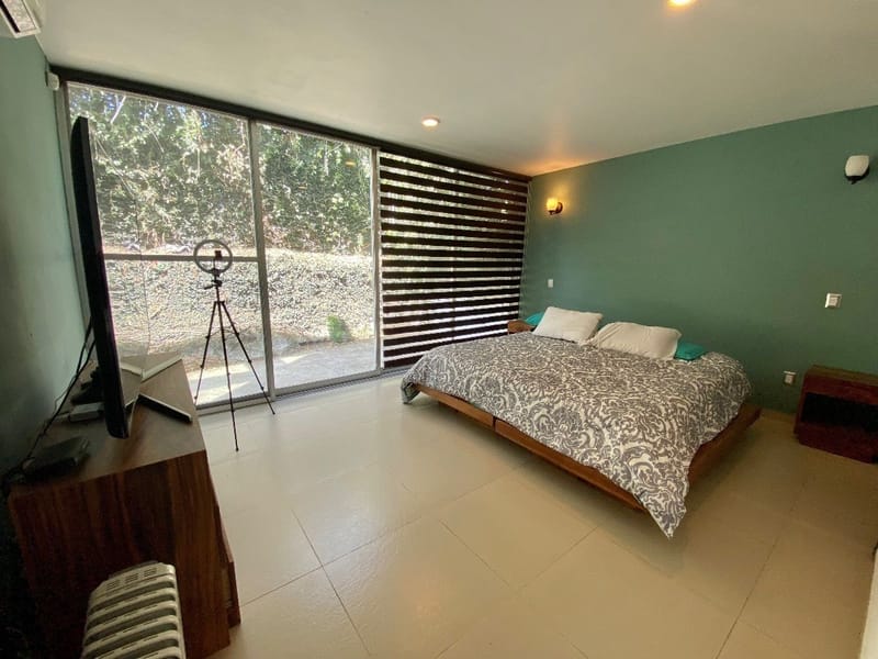 Casa en Renta/Venta con recámara en PB en Colinas de Santa Anita