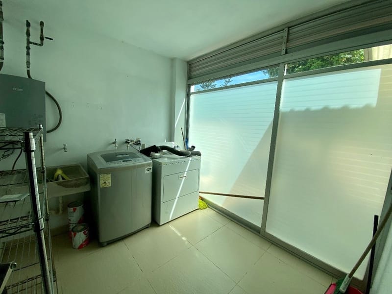 Casa en Renta/Venta con recámara en PB en Colinas de Santa Anita