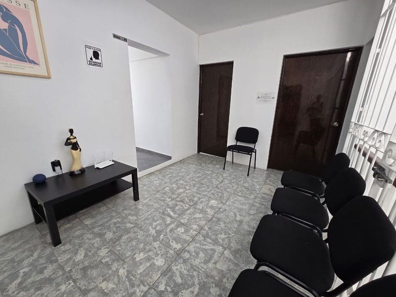 Consultorio  / Oficina en Renta en Colonia Monraz