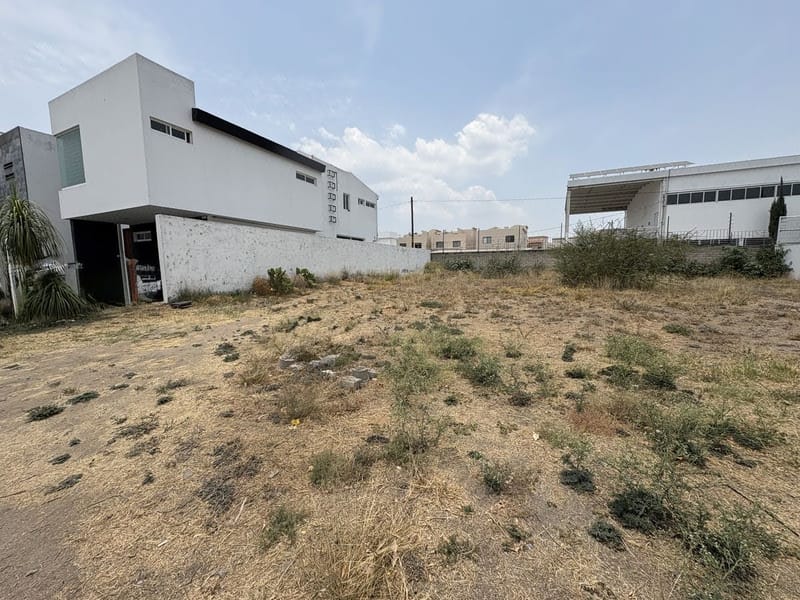 Terreno en Venta Casa Fuerte Coto Muralla