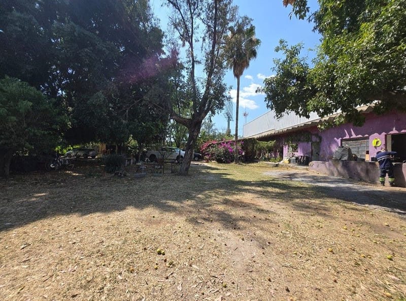 Terreno en Venta en  López Mateos Sur, con uso de suelo Mixto