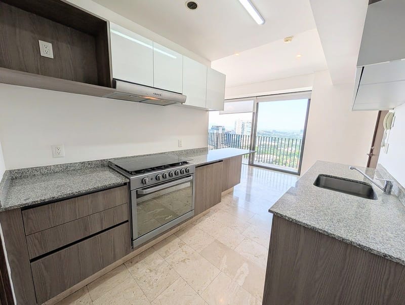 Departamento en renta con espectacular vista en zona Andares