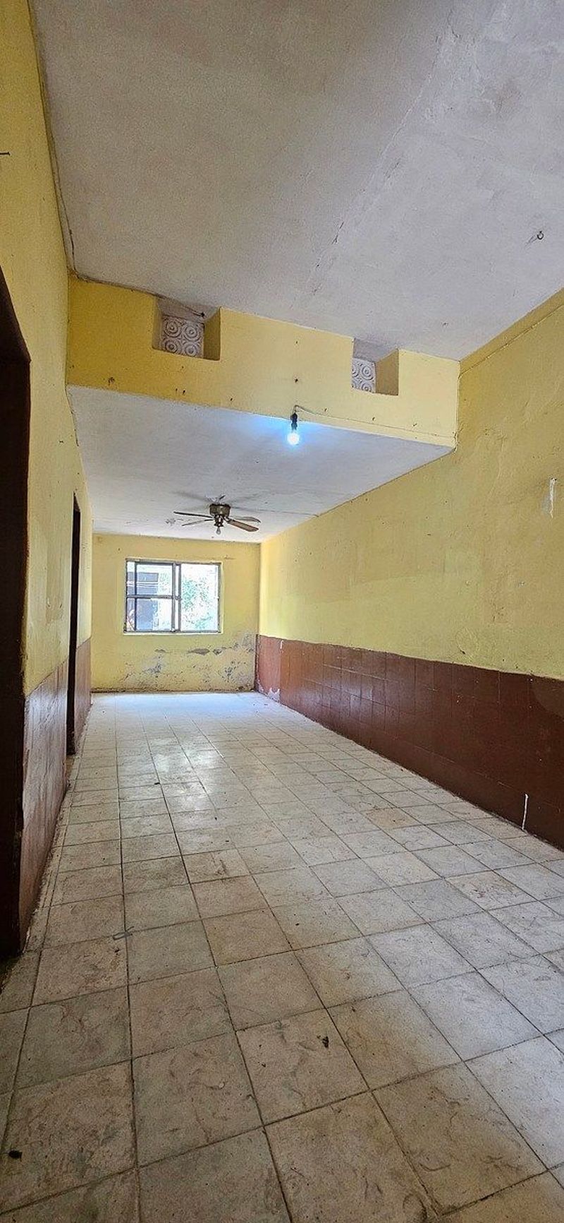 ¡OPORTUNIDAD ÚNICA EN SANTA TERESITA! Casa en venta con Local Comercial