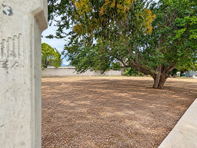 Terreno en venta en fraccionamiento Jocotepec (Roca Azul)