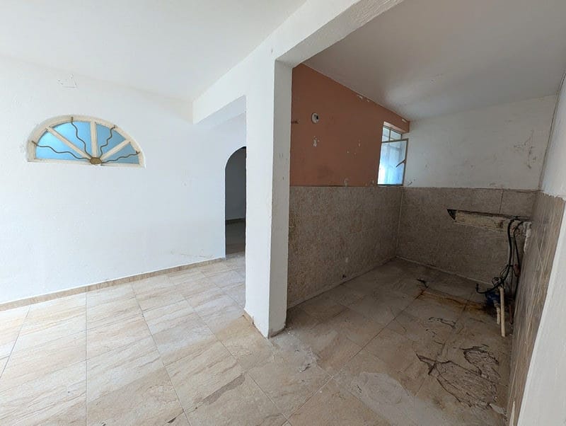 Bodega/locales en venta con amplio espacio habitacional en Agua Blanca
