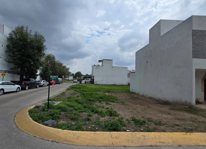 Terreno en Esquina en Venta 197 m2 - Residencial Elite en Solares
