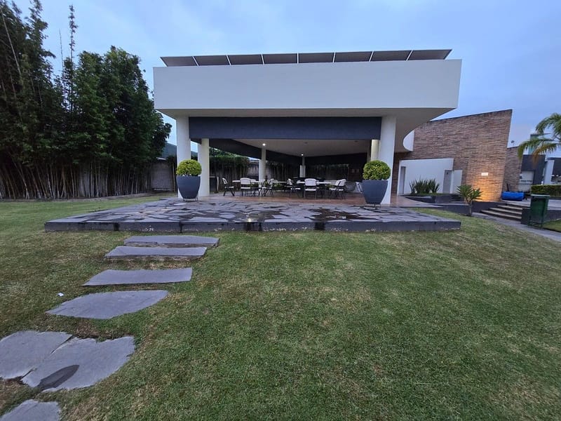 Terreno en Esquina en Venta 197 m2 - Residencial Elite en Solares